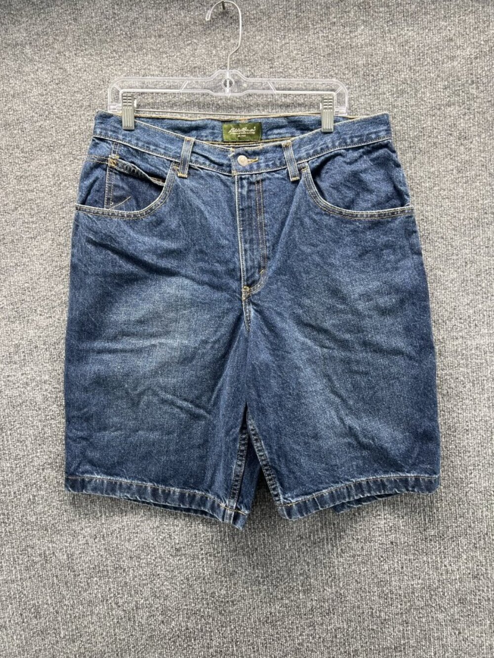 Eddie Bauer Shorts Mens 36 Blue Denim Bermuda Flat Front Streetwear Y2K Jorts